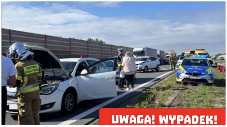 Karambol na A2 pod Skierniewicami. Jedna osoba ranna, duże utrudnienia w kierunku Warszawy